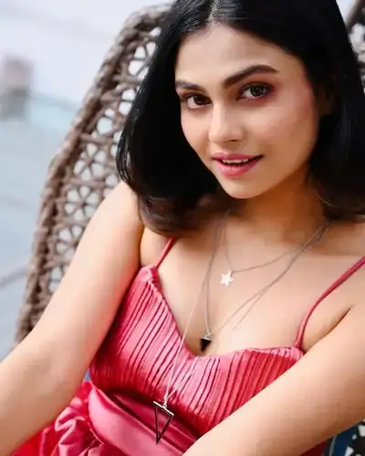 Escort Service Hnahthial
